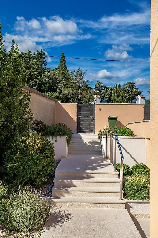 Apartman Angelina Novi Vinodolski 0*,
